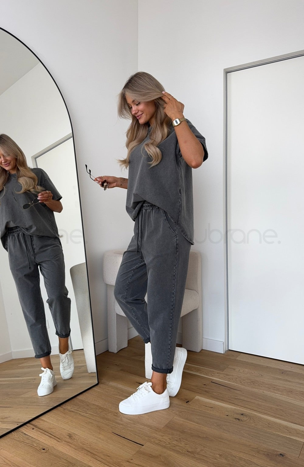 Helena | Women's Set Tailored Everyday Profile