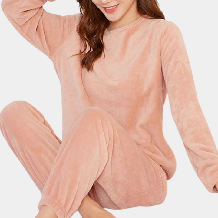 Aveline | Women’s Relaxed Fit Round Neck Tracksuit
