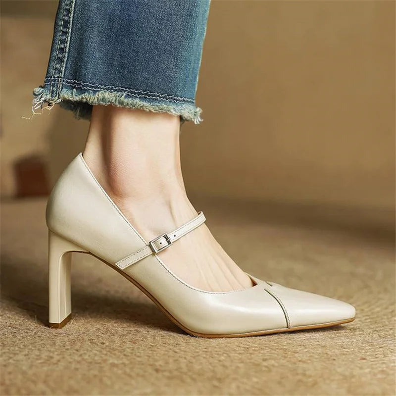 Fiora | Women's Heels with Timeless design