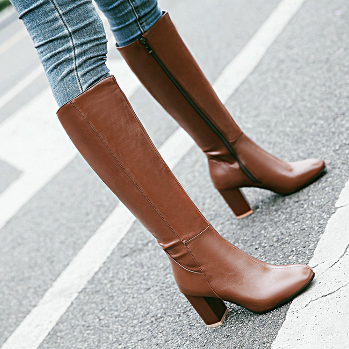 Helena | Women's Boots Flowing Contour Shape